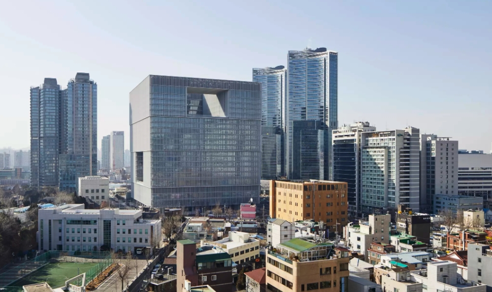 The headquarters of the cosmetics company Amorepacific in Seoul, Korea